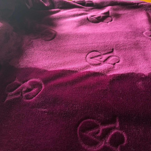 Victoria's Secret Monogramed House Coat in Burgundy Size Med/Large - Picture 9 of 12